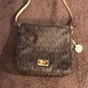 Michael Kors Crossbody